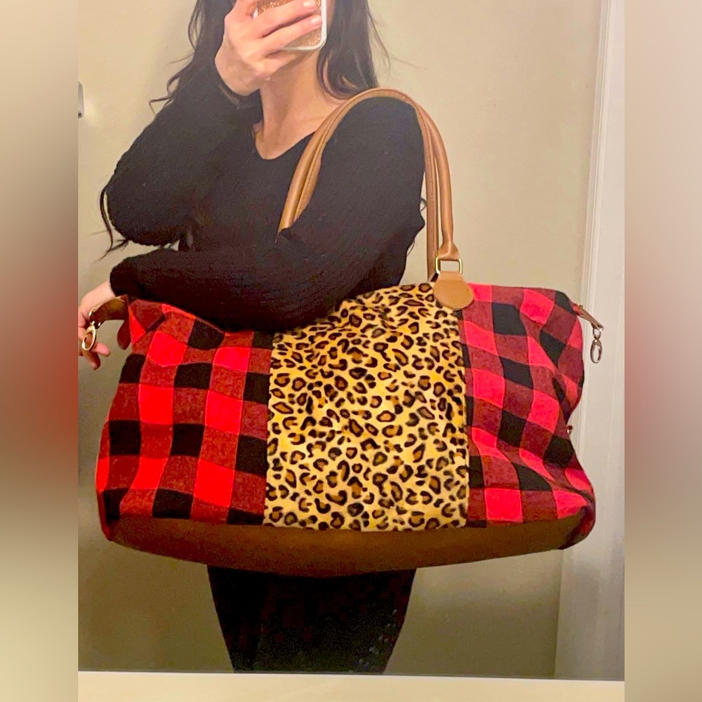 Cute Travel Bag! Never been used.